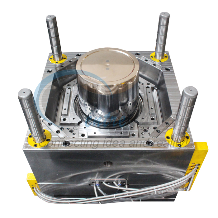 bucket mould 07